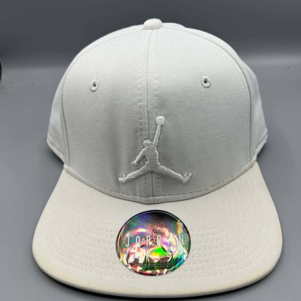 Air Jordan Hat Men White Embroidered Logo Jumpman Snap Back‎ Cap